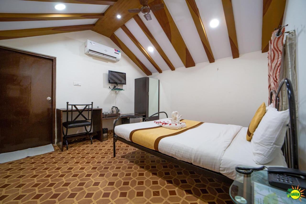 Summer Green Resort Hyderabad Bagian luar foto