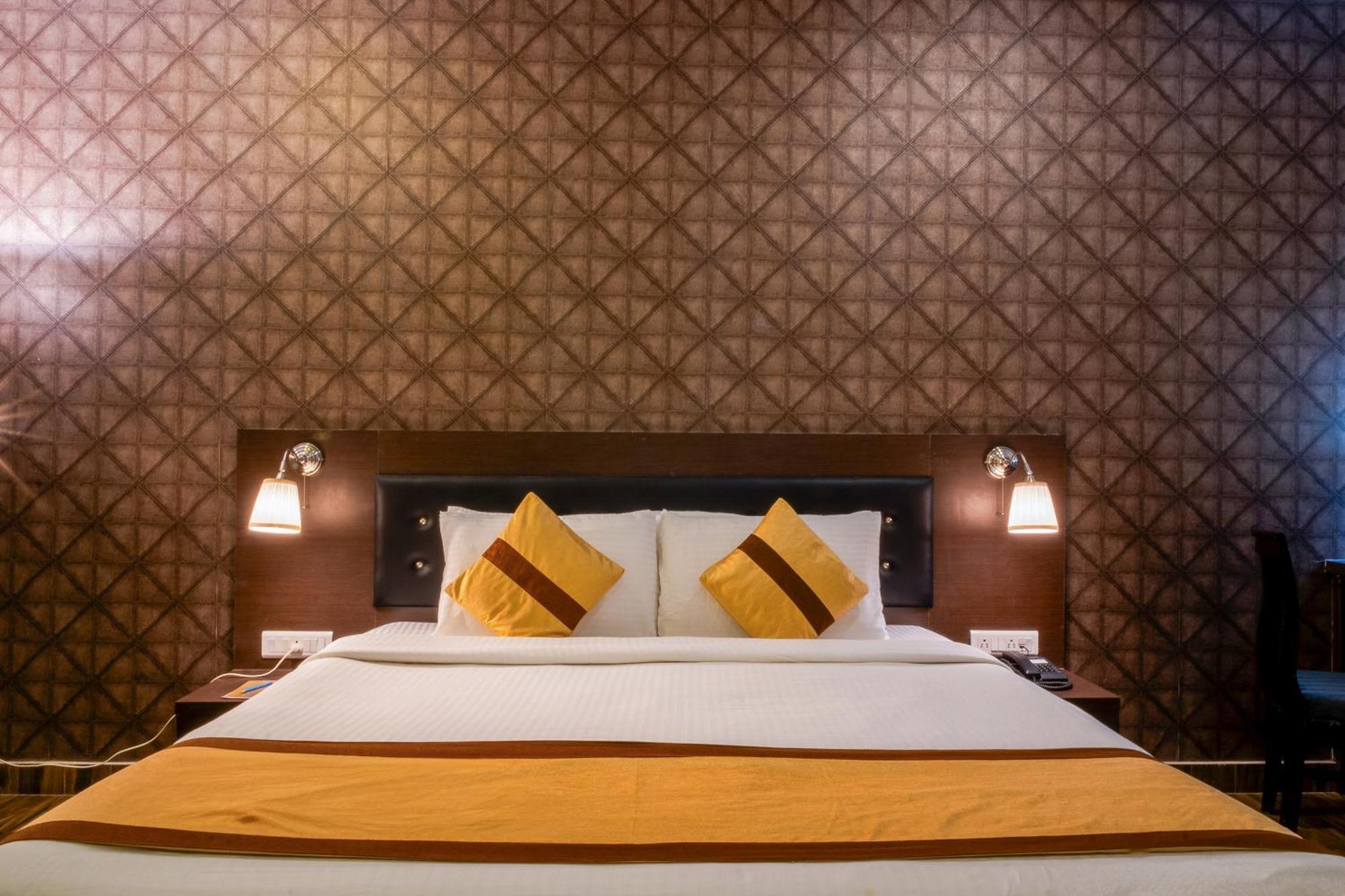 Summer Green Resort Hyderabad Bagian luar foto